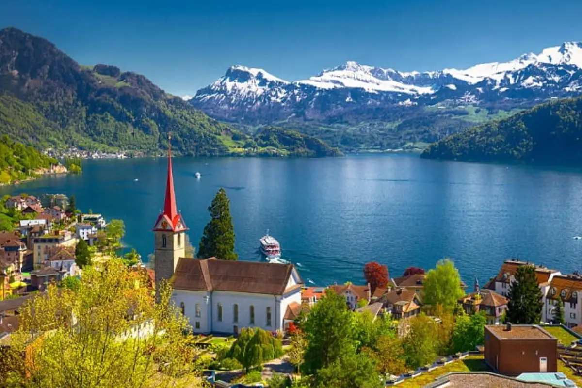 الاماكن السياحيه في سويسرا